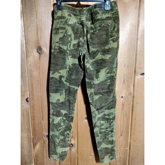 ABS By Allen Schwartz camouflage corduroy pants skinny size 6 , jean size 28 - Picture 2 of 7